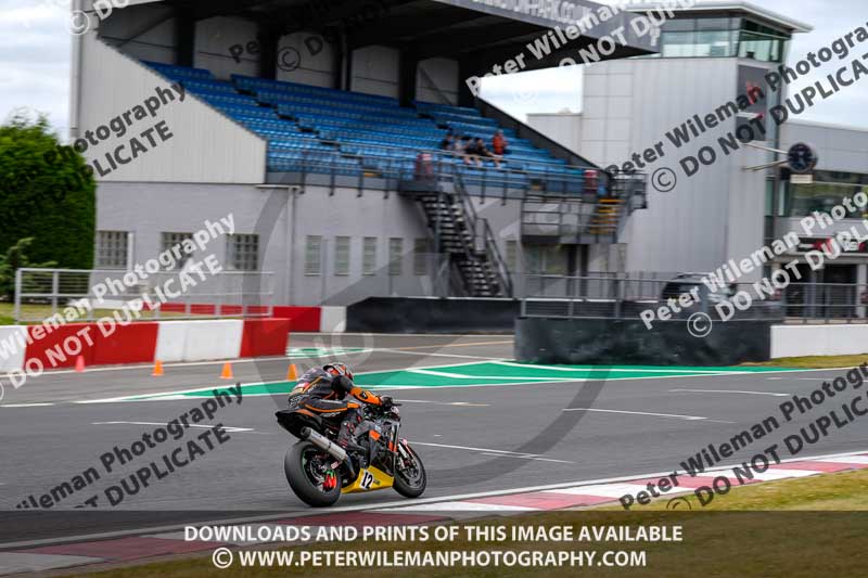 donington no limits trackday;donington park photographs;donington trackday photographs;no limits trackdays;peter wileman photography;trackday digital images;trackday photos